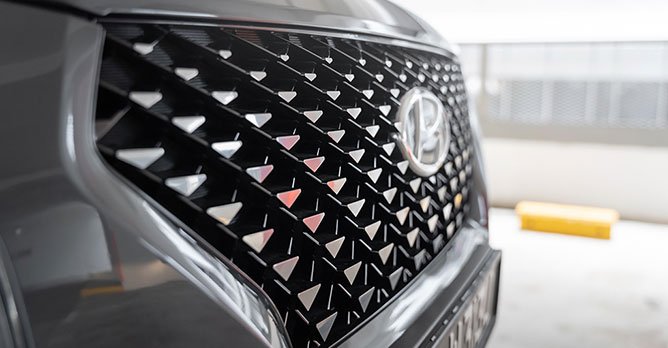 Hyundai Singapore Venue S New Cascading Grille