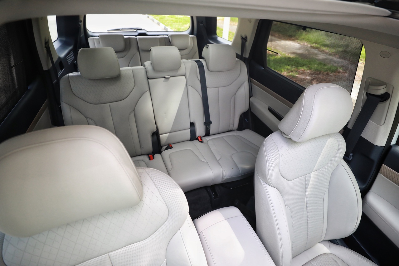 Hyundai PALISADE front seats