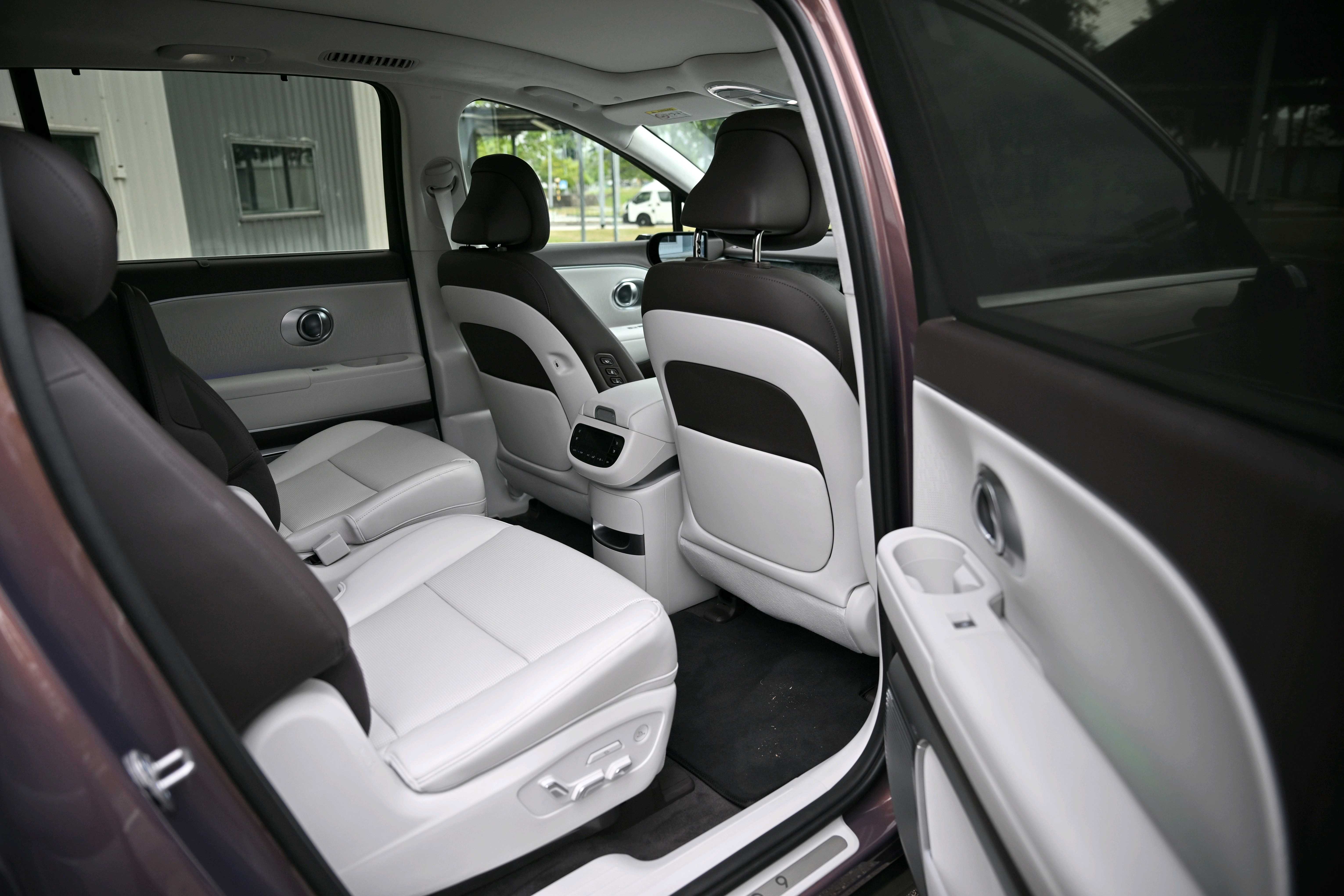 Hyundai’s EV vision hits a high note with the Ioniq 9