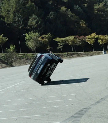 Hyundai Avante Stunt