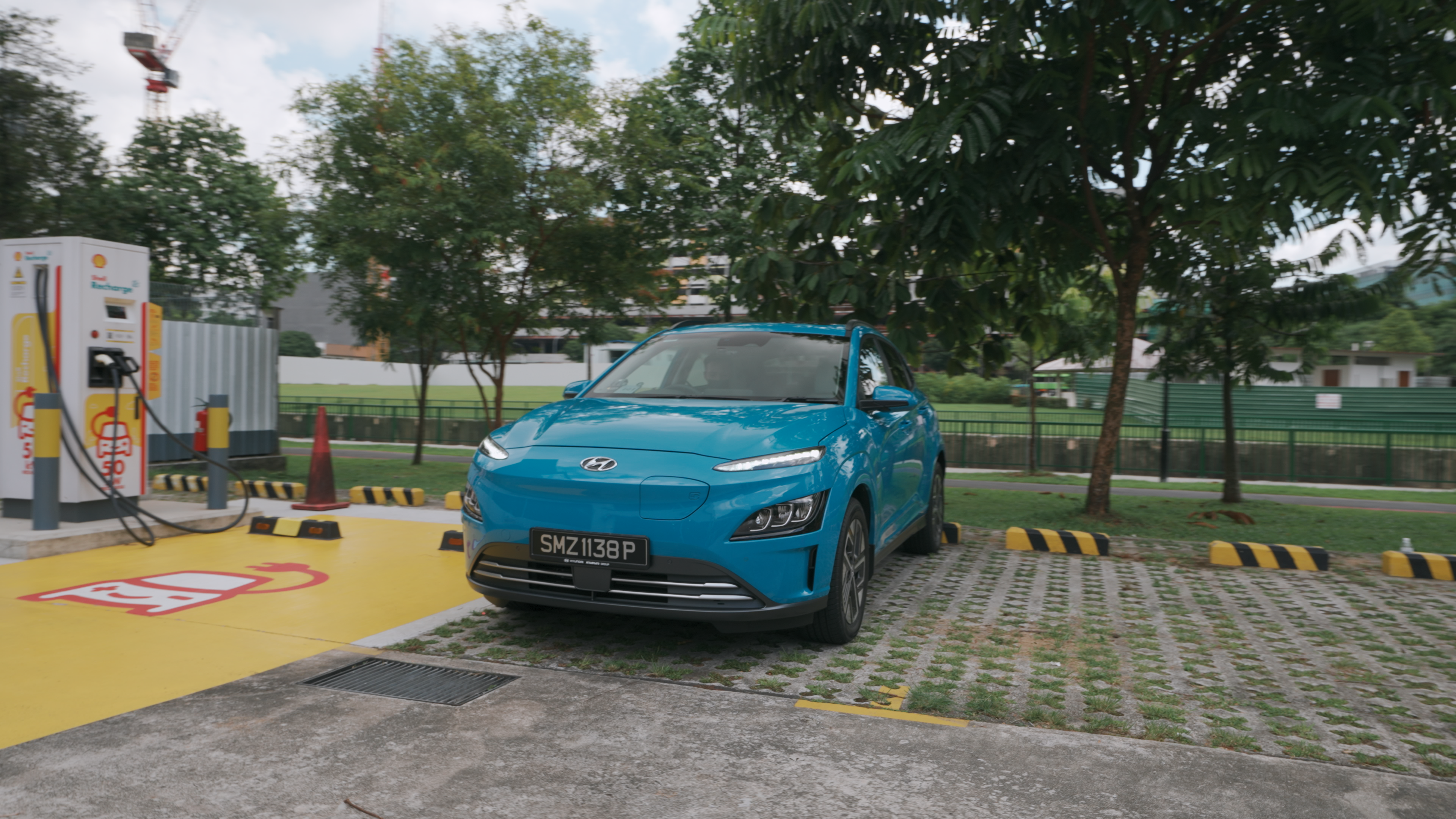 Hyundai KONA Electric charging at Shell Recharge station