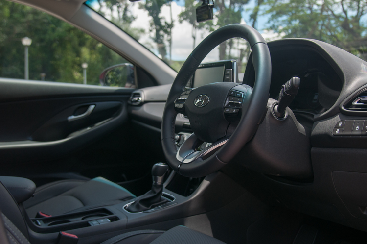 Hyundai i30 turbo Hatchback Driver 7” digital gauge cluster 