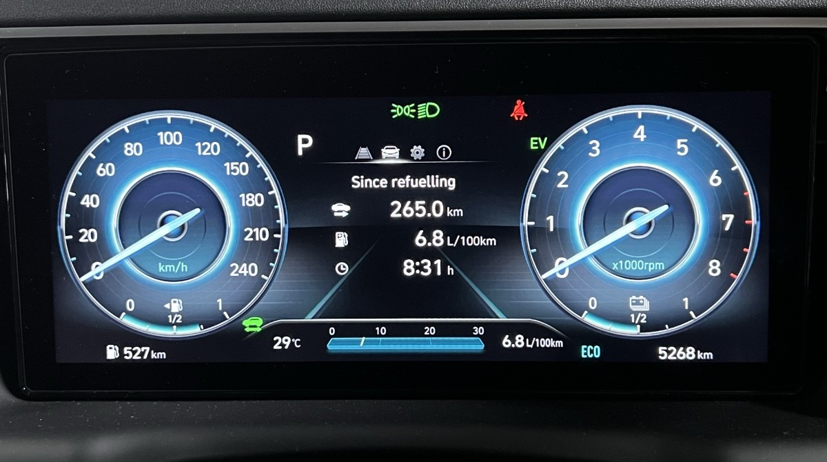 Hyundai Singapore TUCSON Hybrid driver display