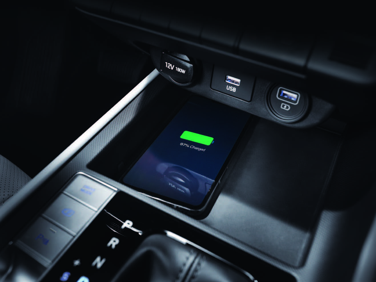 Hyundai Singapore Avante wireles smartphone charging system