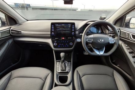 Hyundai Ioniq Hybrid Interior