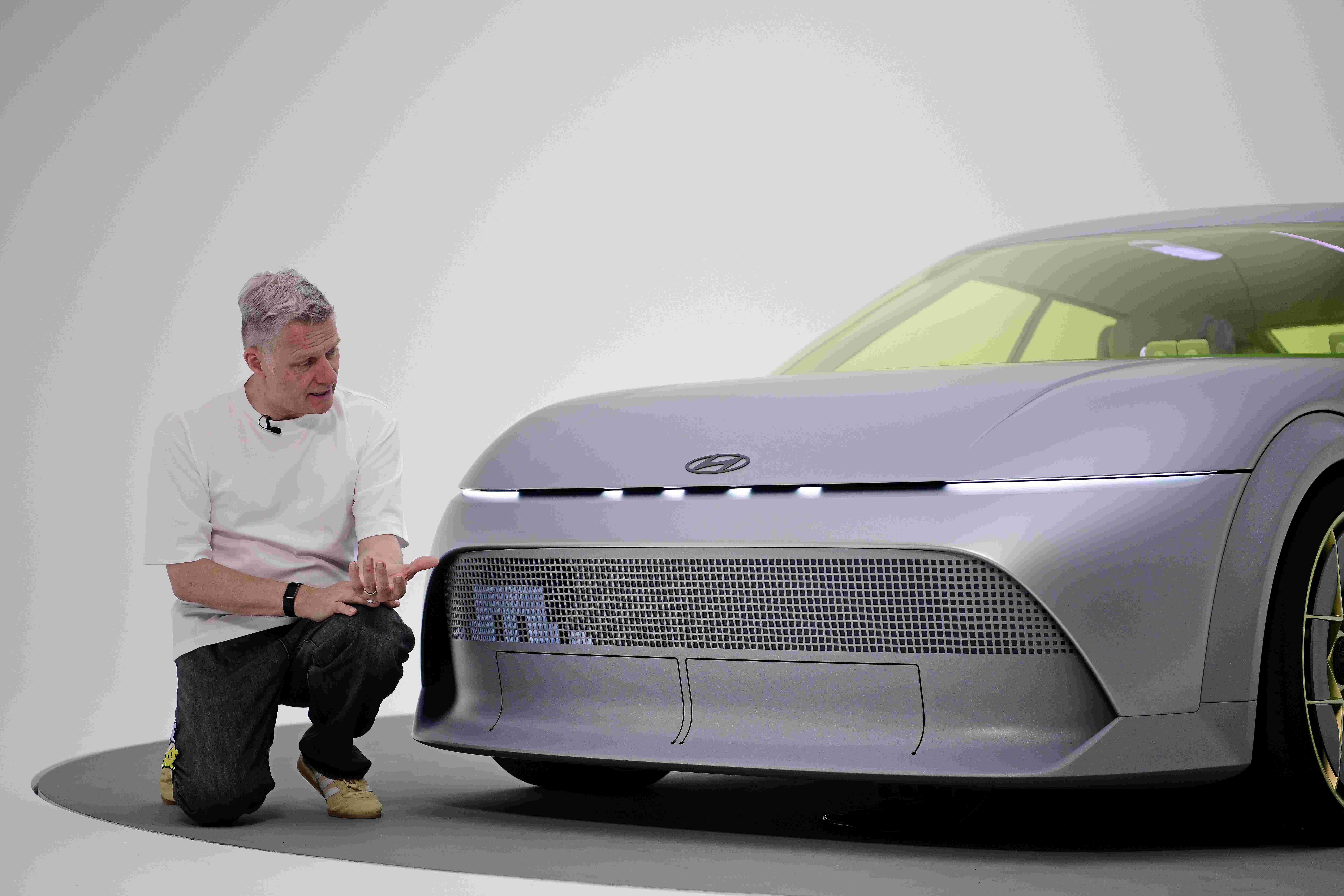 Simon-Loasby-the-Edge-Ioniq3