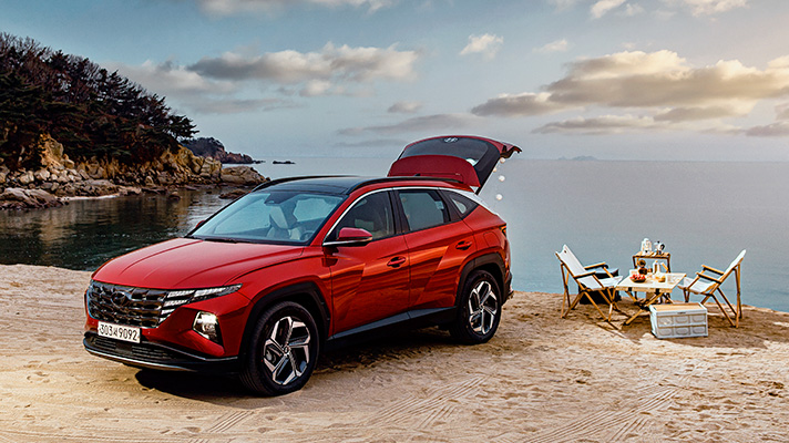 Hyundai TUCSON at the beach