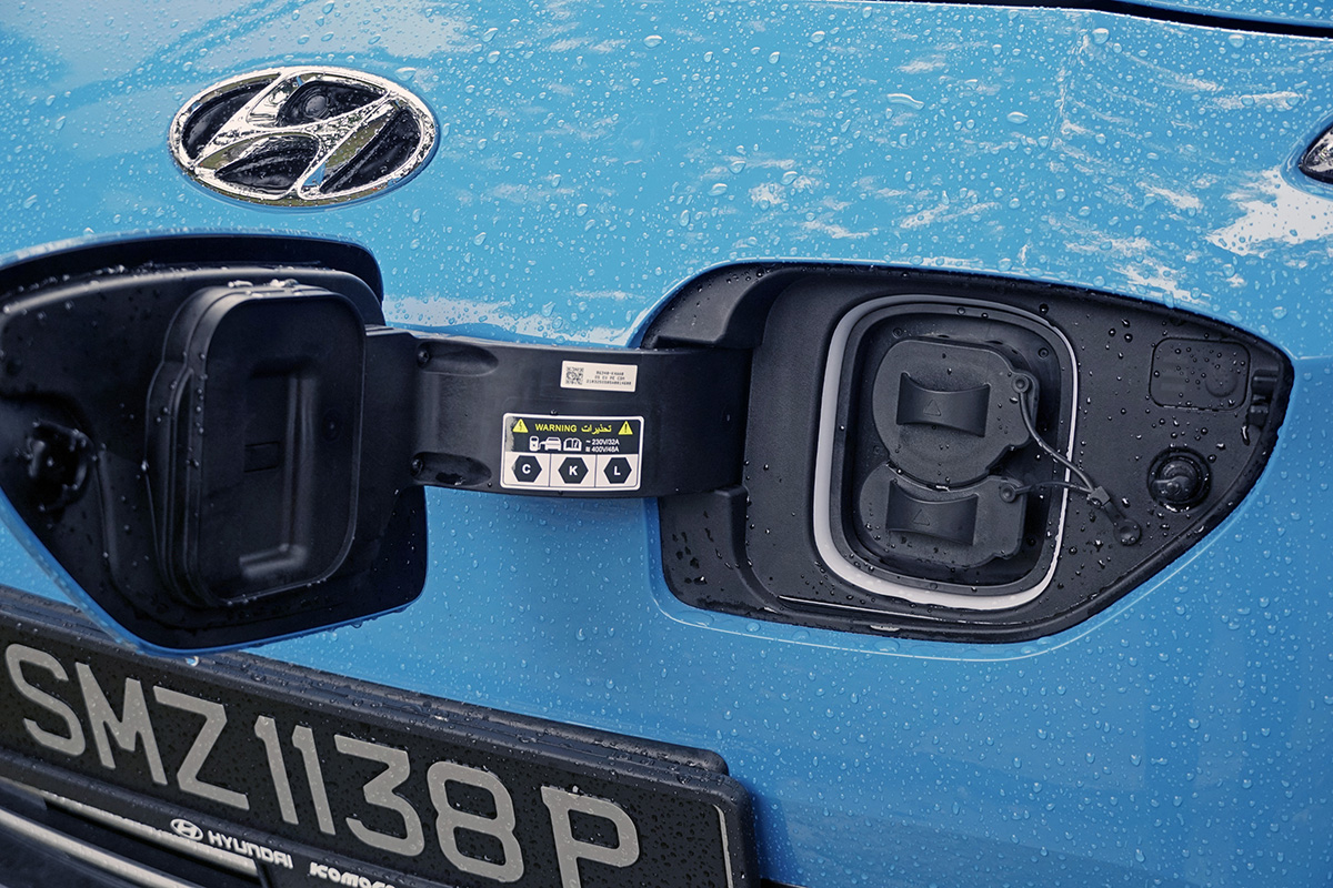 Hyundai KONA EV vehicle charging port 