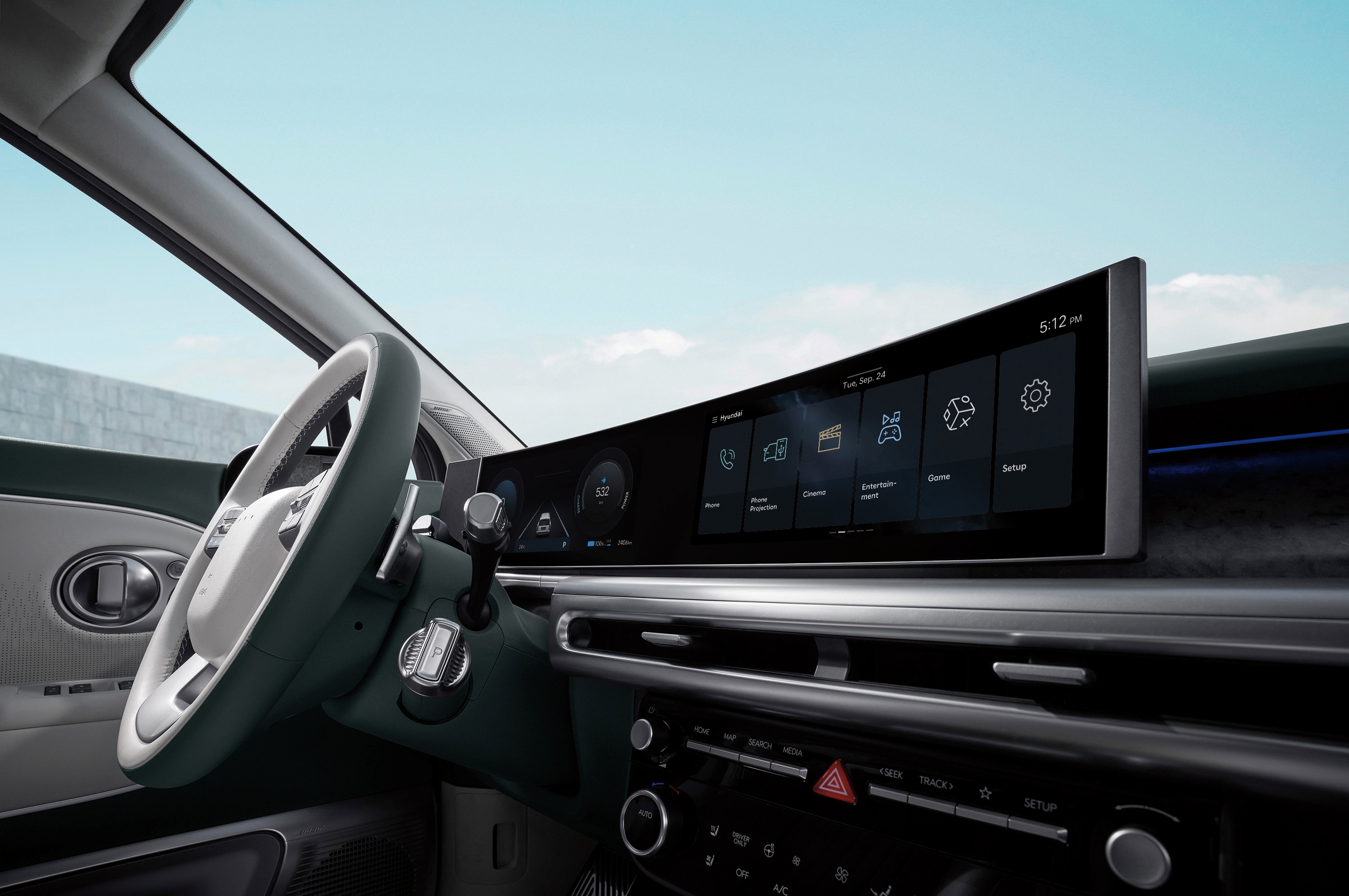 Panoramic Curved Display in Hyundai IONIQ 9 with 12.3” digital cluster and 12.3” centre touchscreen.