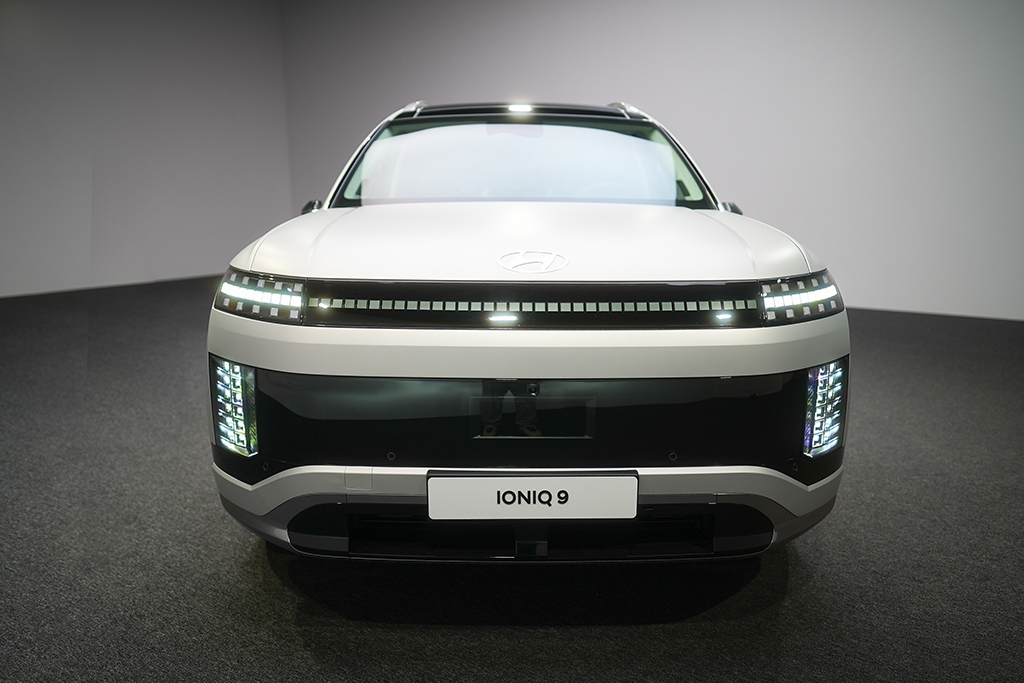 Hyundai-unveils-Ioniq9-Sgcarmart
