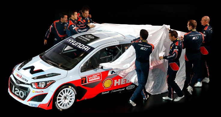 The Hyundai team unveiling the i20 WRC car