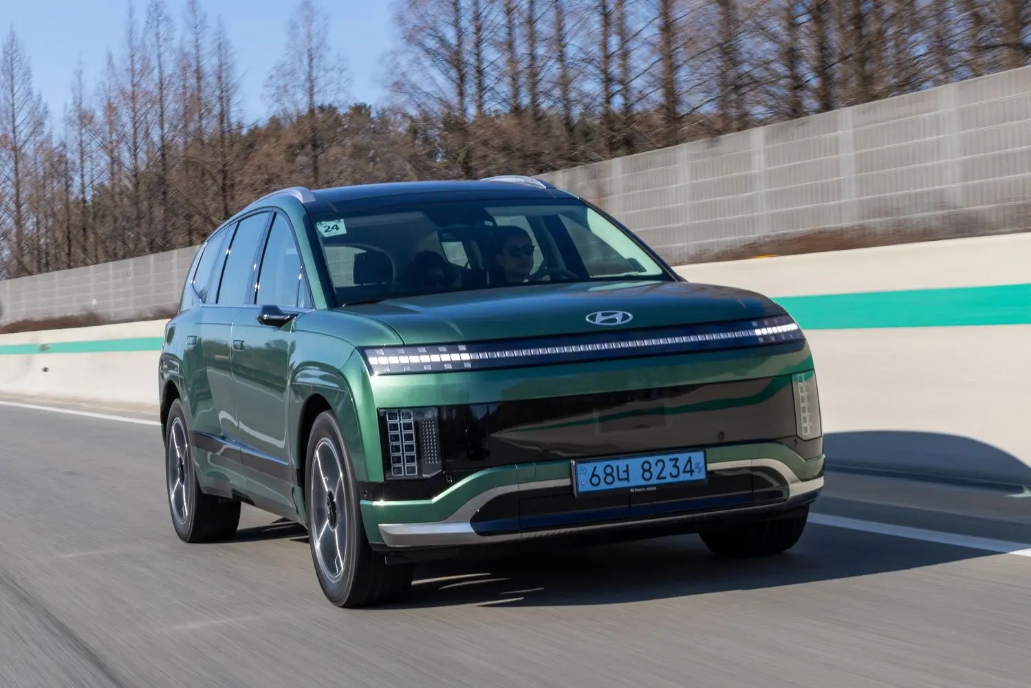 Hyundai-Ioniq9-The-Edge