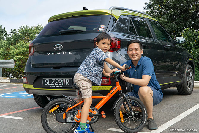 Hyundai VENUE Car Owner with his son